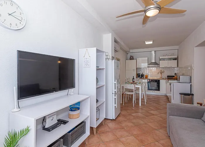 Gorgeous In Сasa de vacaciones